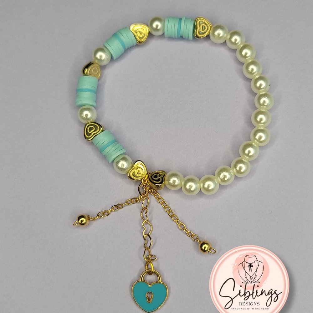 Exclusive 16" Necklace with Bracelet. - Picture 8 of 10